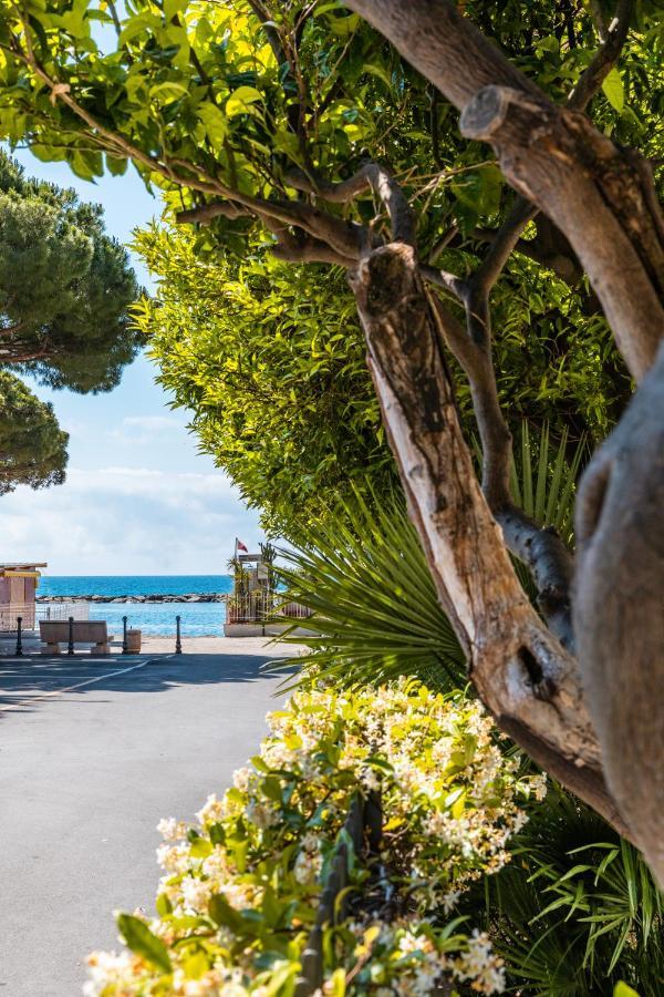 Marina Apartment San Bartolomeo Al Mare Exterior photo
